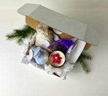 Load image into Gallery viewer, Winter Lavender Spa Gift box
