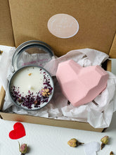 Load image into Gallery viewer, Love Spell Mini Gift Box
