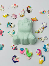 Load image into Gallery viewer, Magic Unicorn bath bomb for kids
