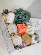 Load image into Gallery viewer, Luxury Spa Gift Box , Birthday gift
