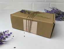 Load image into Gallery viewer, Mini Lavender spa box
