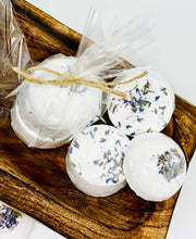 Load image into Gallery viewer, Lavender Aromatherapy Shower Steamers

